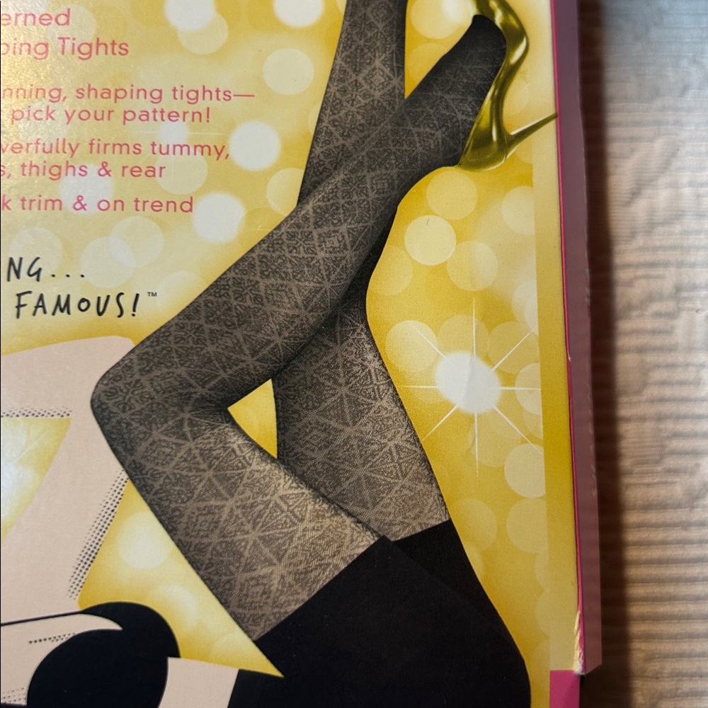 SPANX Star Power Patterned Shaping Tights - Black. New. Size C. Nouveau - Picture 3 of 7